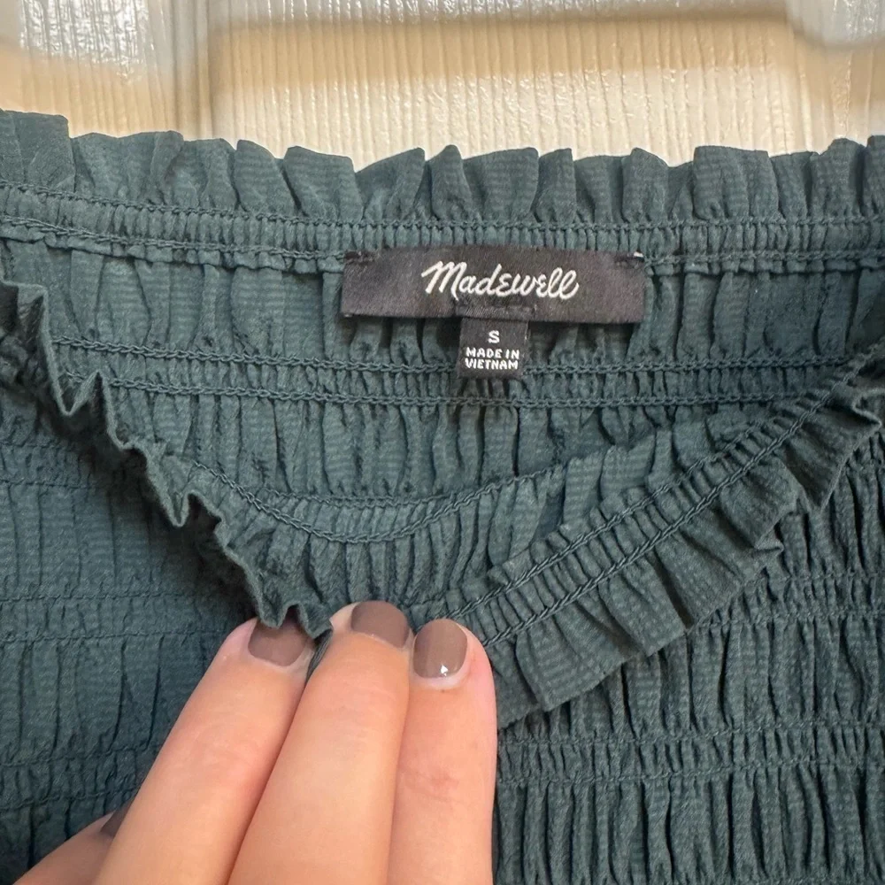 Madewell Lucie Bubble Sleeve Smocked Top in Dark Green